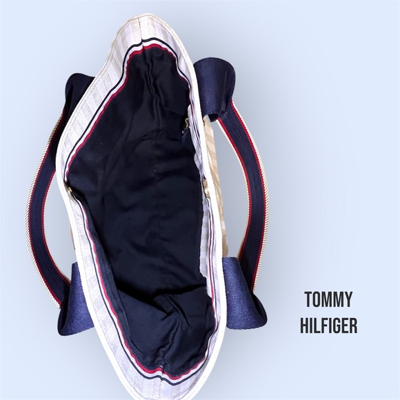 Tommy Hilfiger Floral Embroidered Tote Bag - Picture 4 of 6